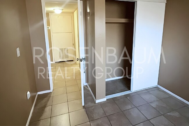 Building Photo - 3313 W Harmont Dr