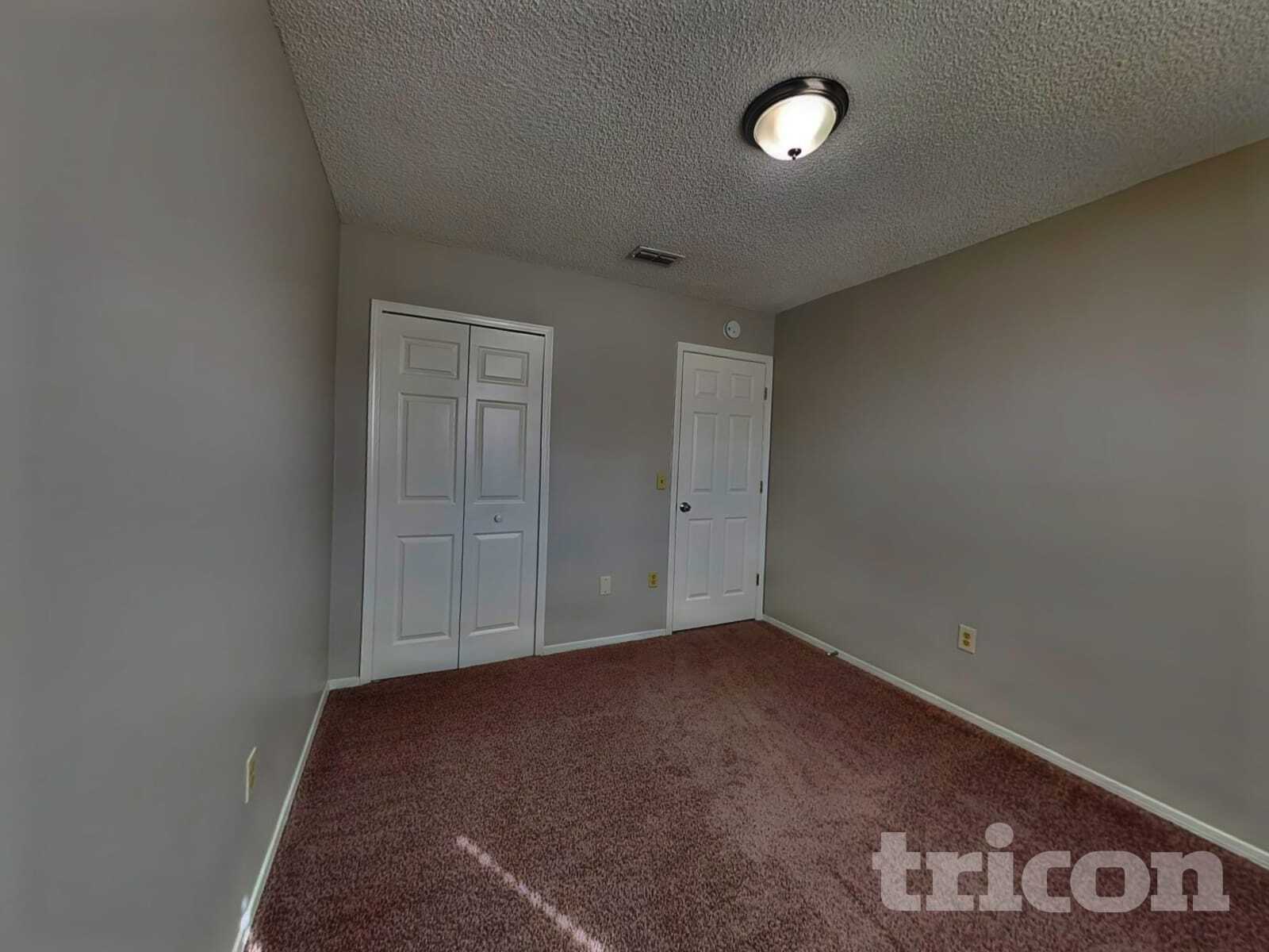 Building Photo - 635 Charles Pinckney St