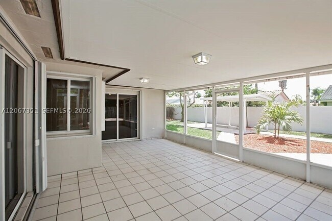 Building Photo - 16440 SW 144th Ave