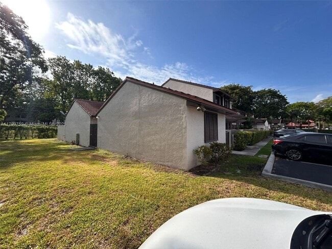 Building Photo - 13301 SW 88th Terrace