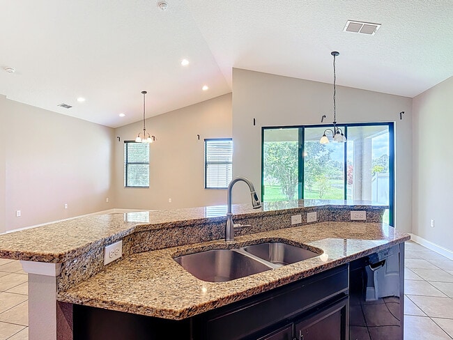 Building Photo - 5103 Appenine Loop W