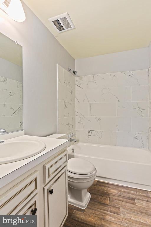 Building Photo - 12113 Pheasant Run Dr