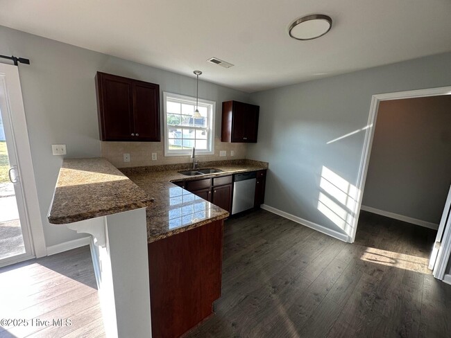Building Photo - 2443 Kodiak Dr