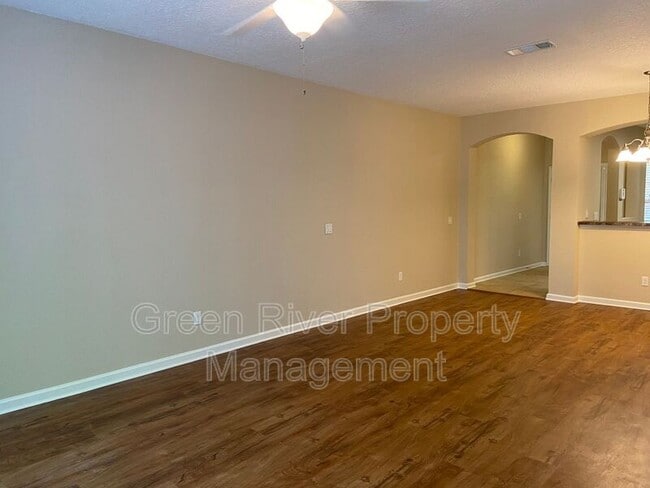 Building Photo - 3697 Hartsfield Forest Cir