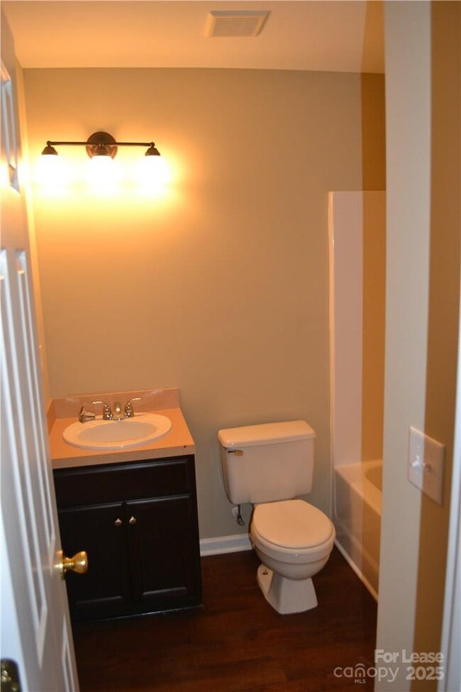 Building Photo - 2919 Archdale Dr