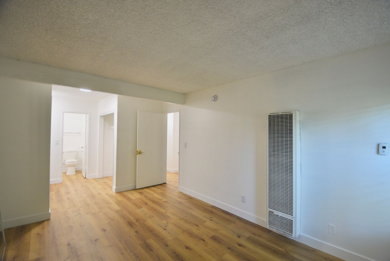 Building Photo - 7350 Kester Ave
