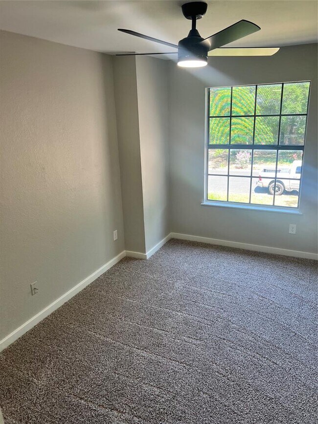 Building Photo - 10508 N Platt River Dr