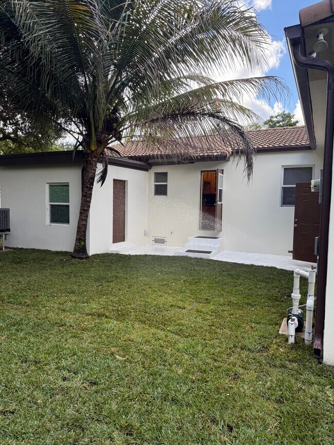 Building Photo - 133 Truxton Dr