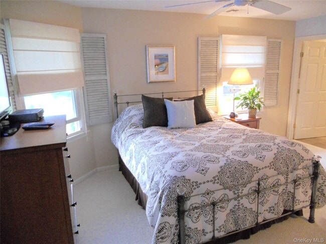 Building Photo - 601 Willow Pond Dr