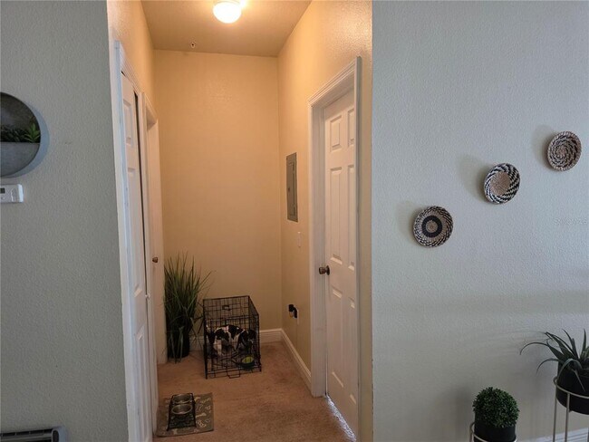 Building Photo - 1300 Eastern Pecan Pl