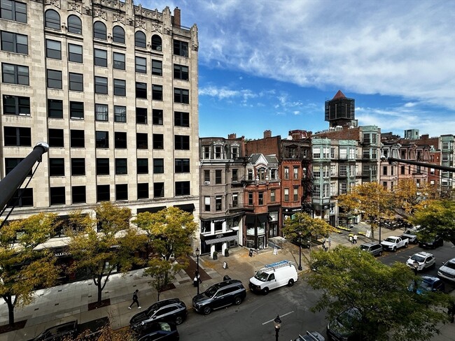 Building Photo - 140 Newbury St