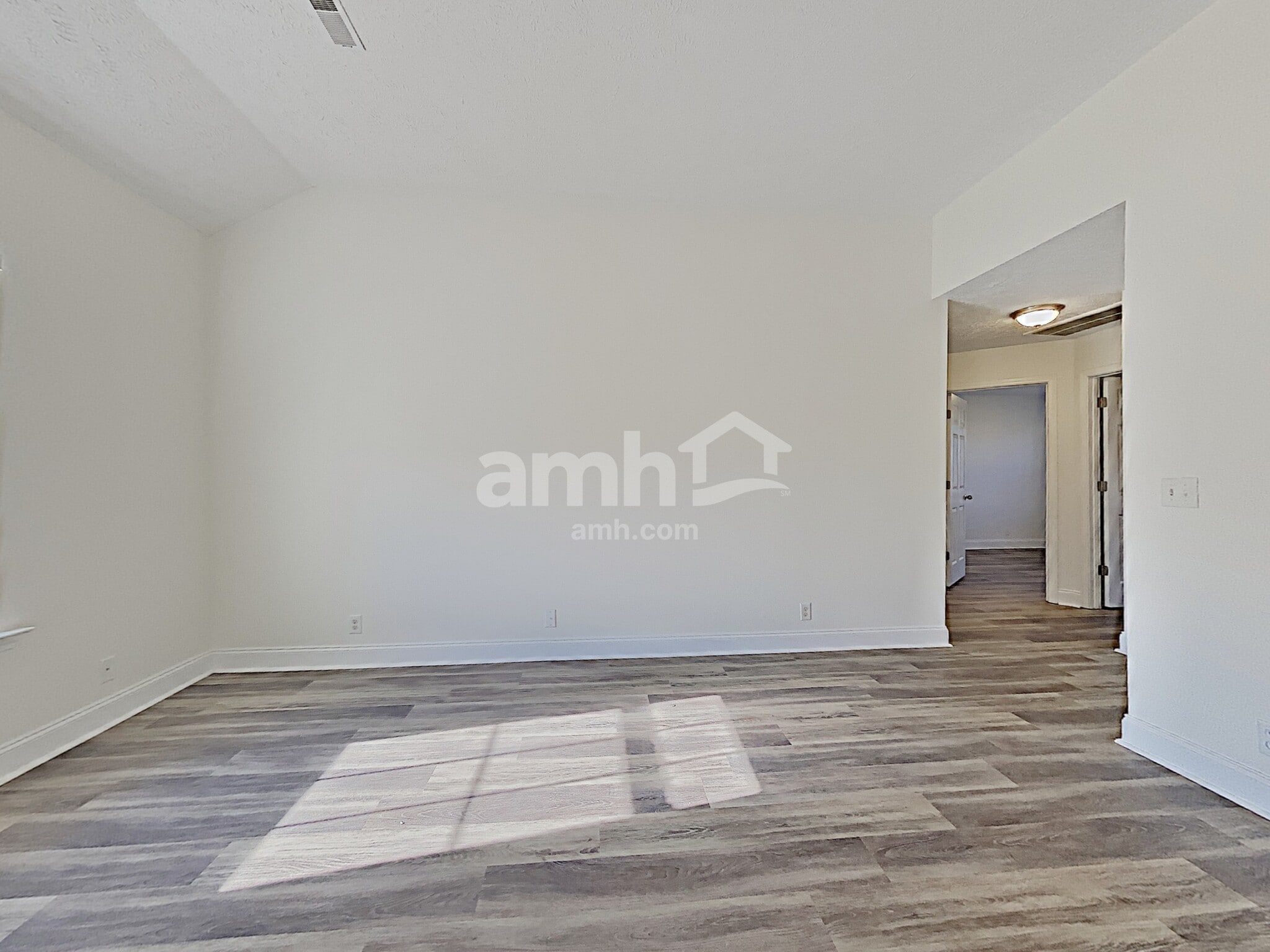 Building Photo - 1117 Mantle Way