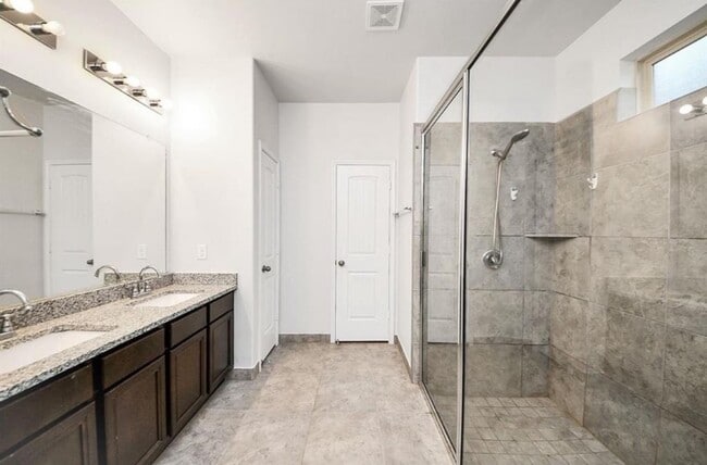 Building Photo - 17031 Iver Ironwood Trl
