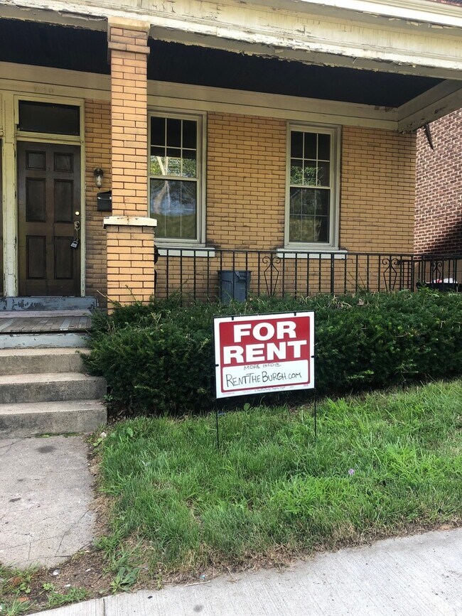 Building Photo - 1518 Fernleaf St
