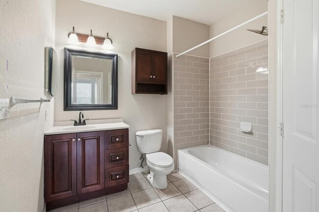 Building Photo - 5703 Legacy Crescent Pl