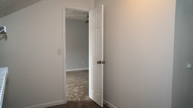 Building Photo - 714 Spence Enclave Ln