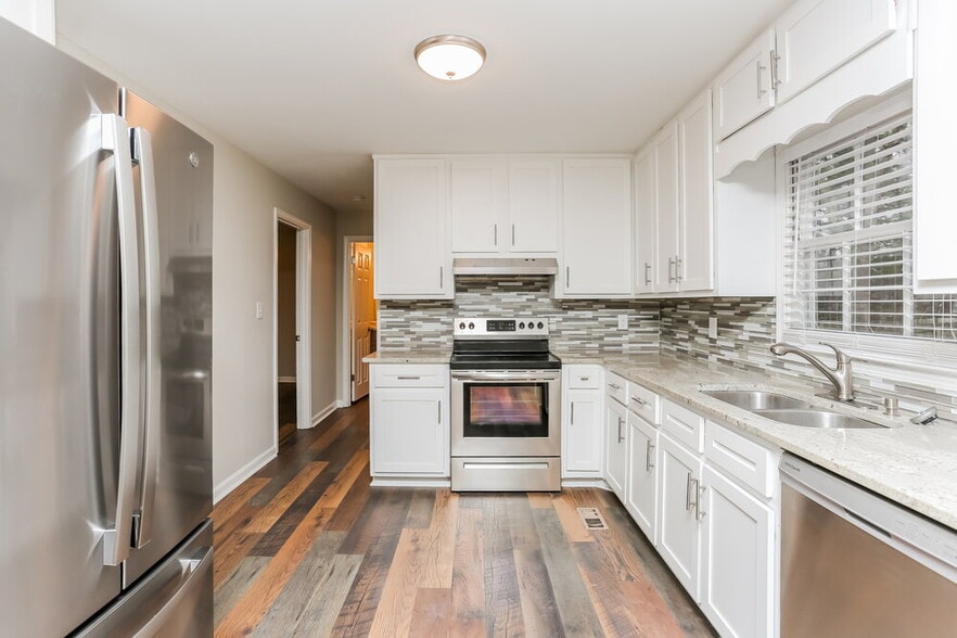 Building Photo - 430 Ashley Way