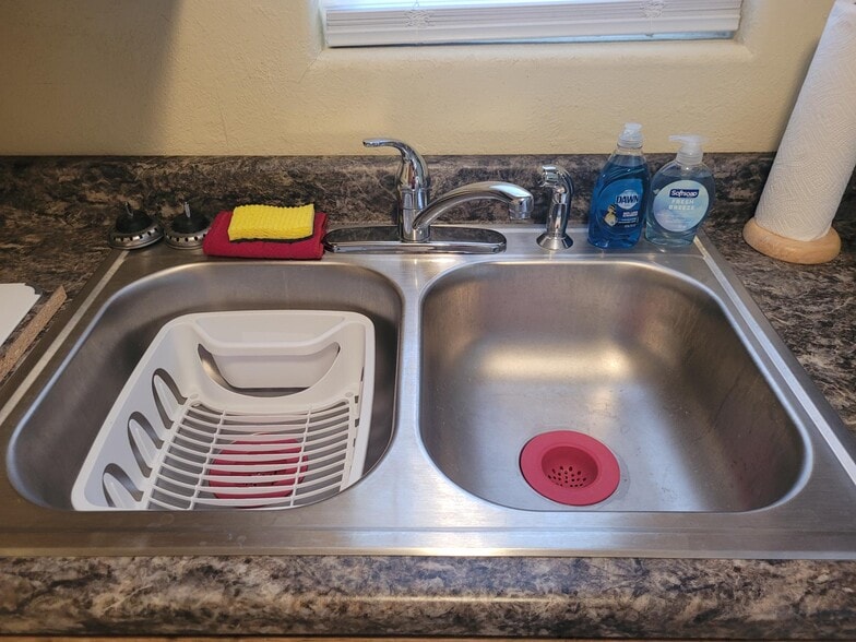 Building Photo - 1713 Anderson St