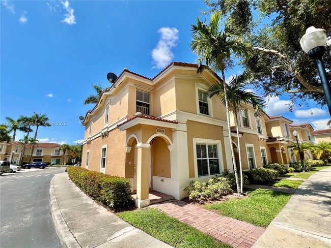 Building Photo - 12804 SW 31st St