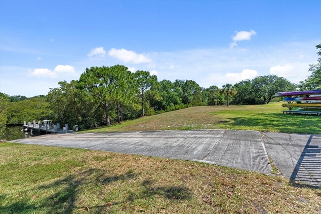 Building Photo - 6175 Riverwalk Ln