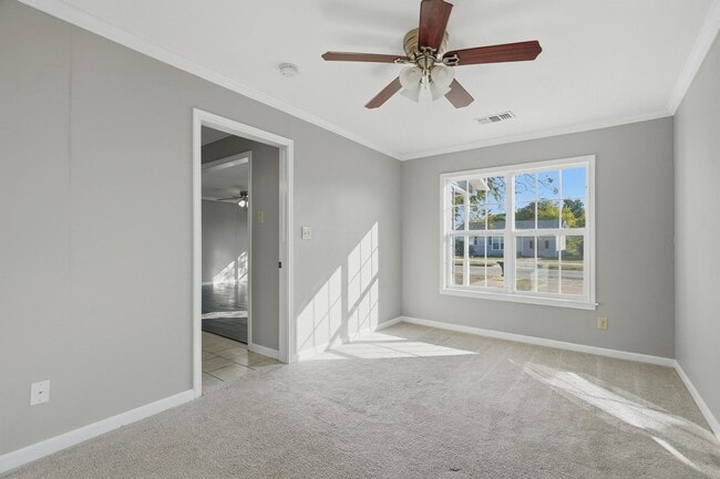 Building Photo - 2618 S 22nd St