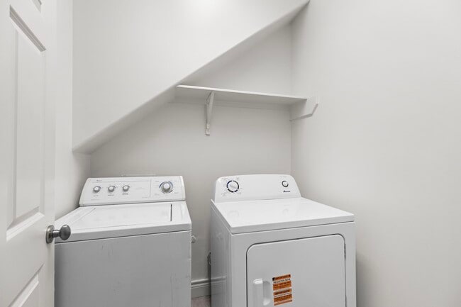 Building Photo - 4026 Gramercy St