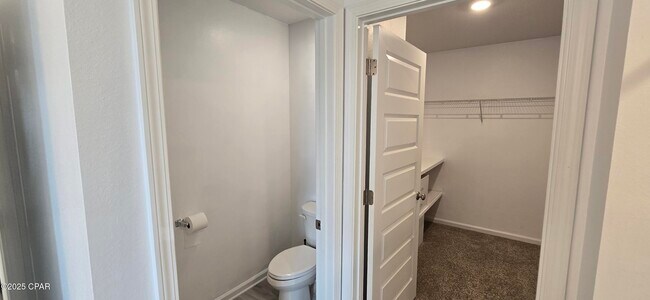 Building Photo - 6472 Slabinski Ln