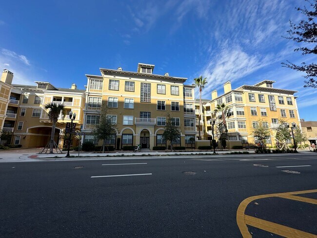 Building Photo - Spacious Downtown 1BR/1BA Condo with Pool View in Park North!!