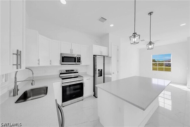 Building Photo - 3311 11th St W