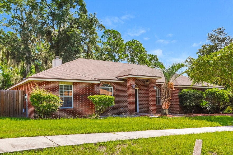 Building Photo - 1224 Summerfield Ct