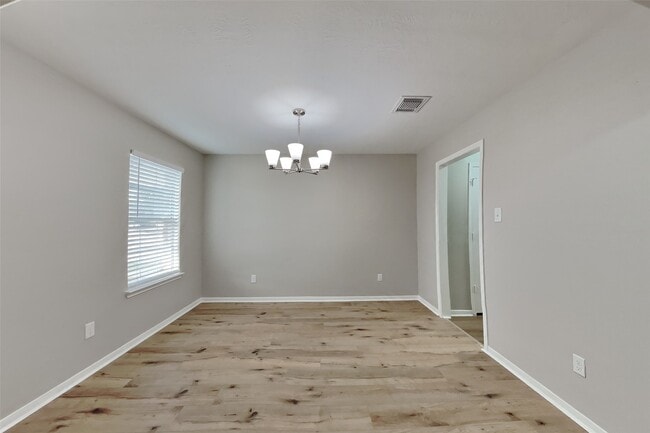 Building Photo - 4818 Twisting Rd