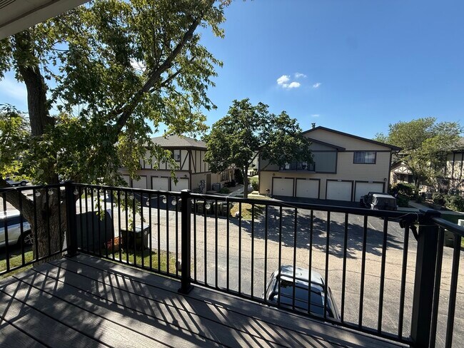 Building Photo - 6258 Gold Cir