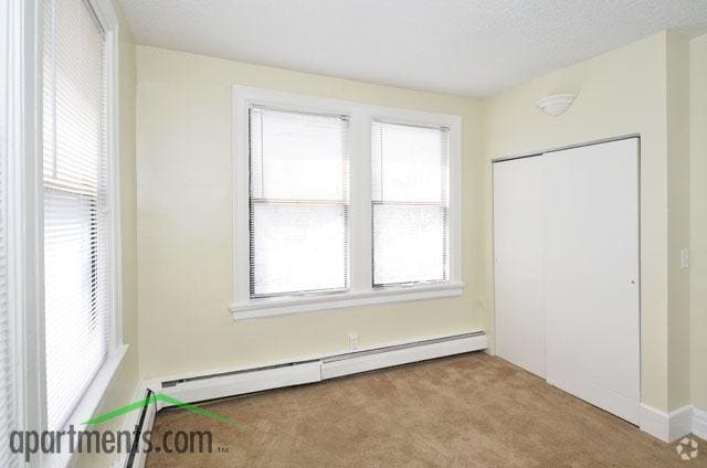 Bedroom - Dana Square