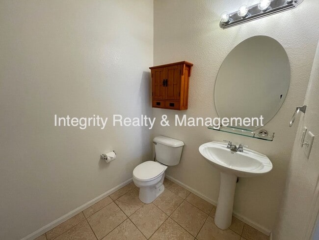 Building Photo - 1399 Turnberry Pl