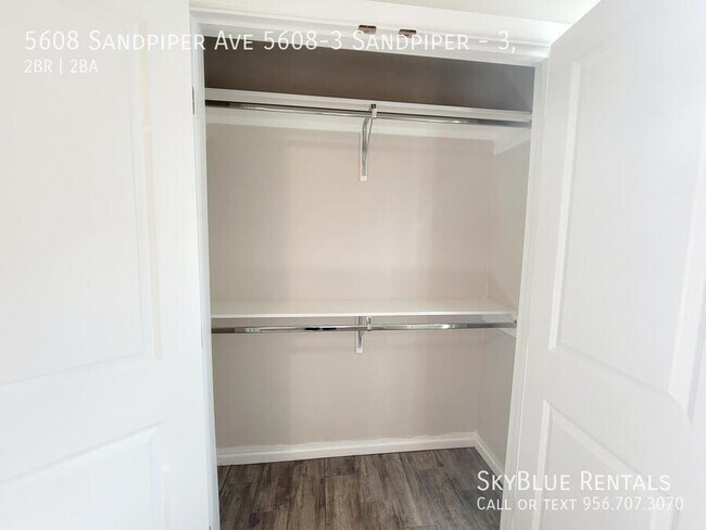 Building Photo - 5608 Sandpiper Ave