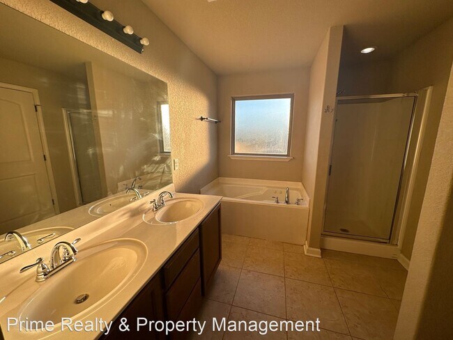 Building Photo - 3 br, 2 bath House - 5773 John Hancock Drive