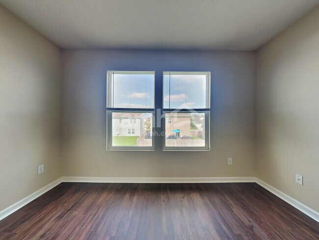 Building Photo - 4039 Tahoe Dr
