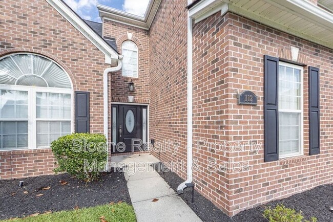 Building Photo - 112 Tanglewood Cir