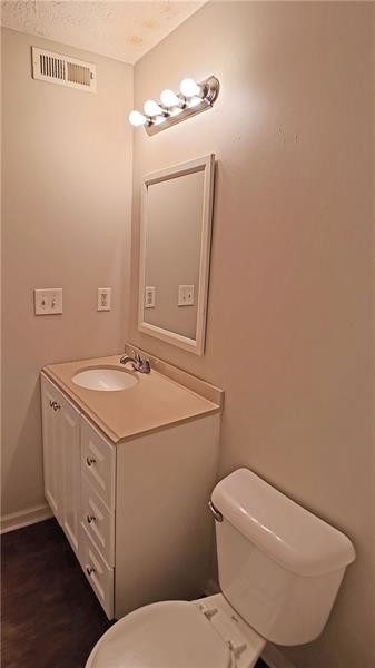 Building Photo - 2885 Center St