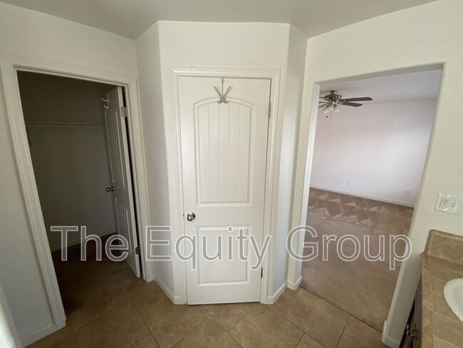 Building Photo - 1826 W Van Gogh