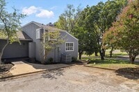 Building Photo - 560 Yacht Club Dr
