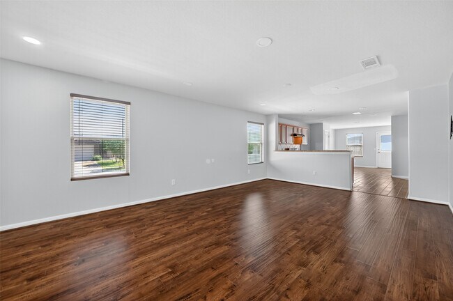 Building Photo - 2730 Skyview Silver Dr