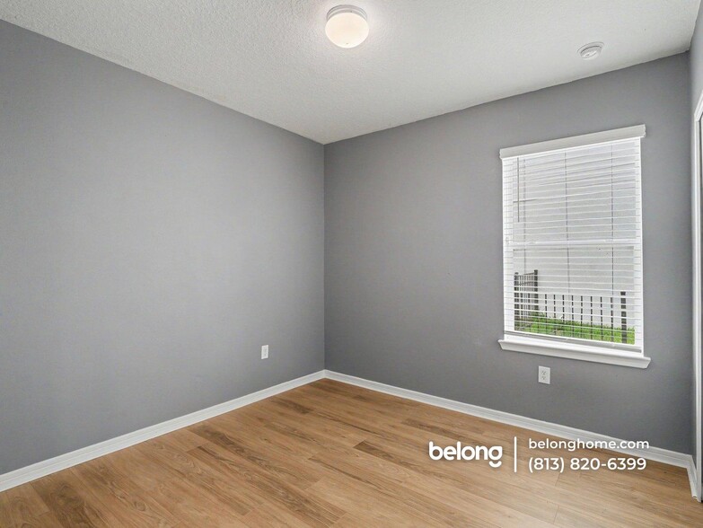 Building Photo - 11752 Moonsail Dr