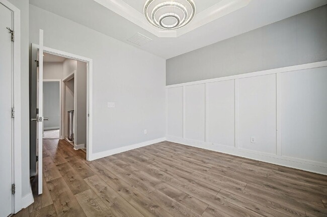 Building Photo - Luxurious 3-bedroom 2.5 bath townhome with Garage in Chesapeake
