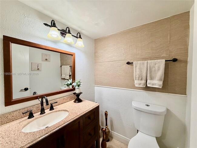 Building Photo - 2865 Begonia Way