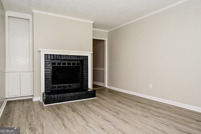 Building Photo - 976 Park Gate Pl