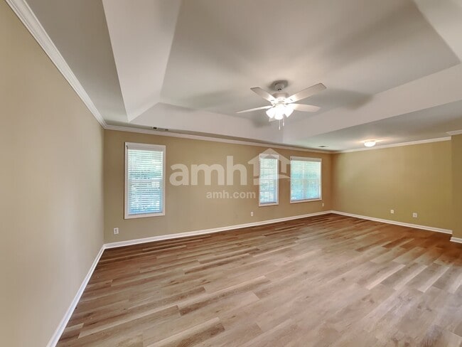 Building Photo - 1990 Turtle Creek Way