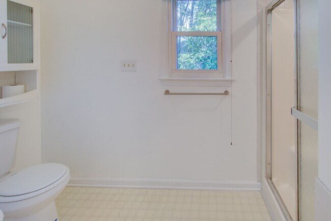 Building Photo - 427 Las Gaviotas Blvd