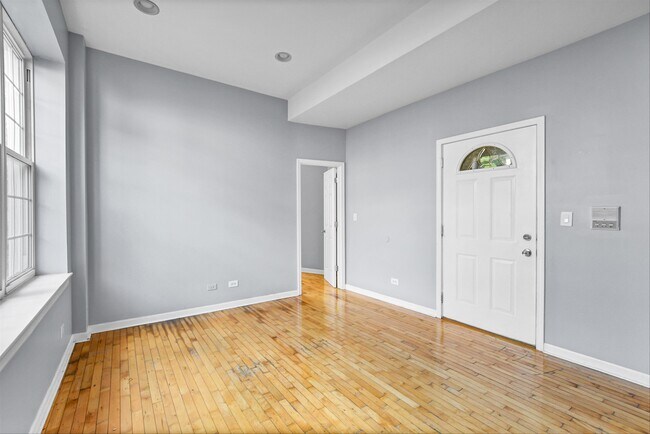 Building Photo - 1332 N Campbell Ave