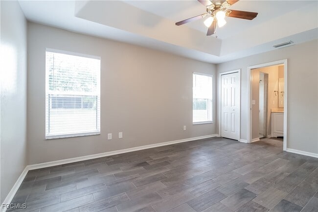 Building Photo - 23 NE 9th Pl